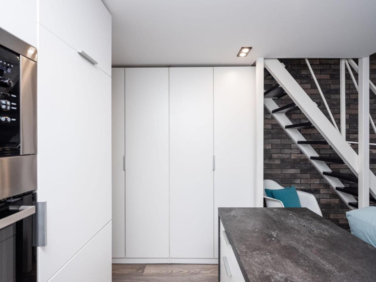 Lofts Cracow Apartments - City Center Cracóvia Exterior foto